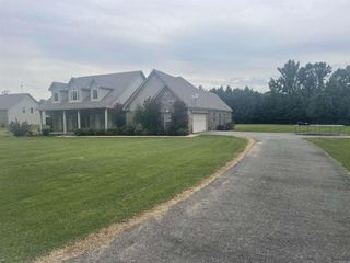 Foreclosed Home - 19 VALLEY MEADOWS DR, 72058