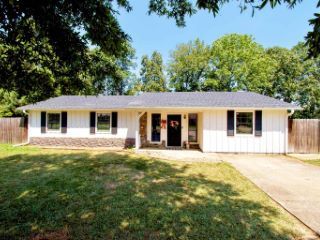 Foreclosed Home - 8 LOUISE LN, 72058