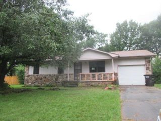 Foreclosed Home - 15 Woodbriar Drive, 72076