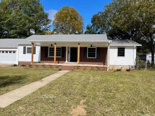 Foreclosed Home - 612 BRADEN ST, 72076