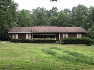 Foreclosed Home - 14121 SHADY OAKS DR, 72103
