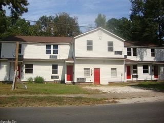 Foreclosed Home - 1004 E SULLENBERGER AVE, 72104