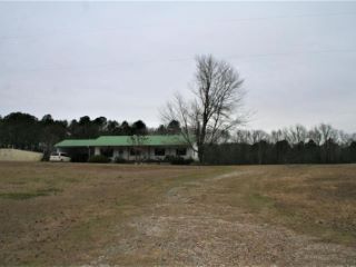 Foreclosed Home - 2888 HENDRIX RD, 72104