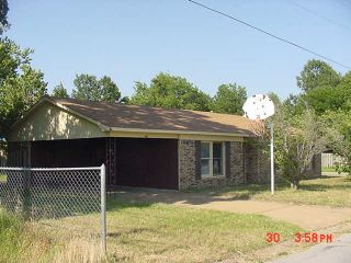 Foreclosed Home - 2201 CROSS DR, 72112