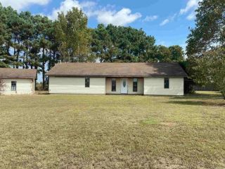 Foreclosed Home - 1 WILLOW RD, 72112