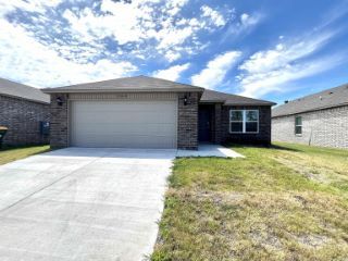 Foreclosed Home - 10604 CYPRESS KNEE DR, 72113