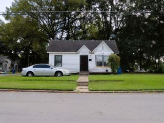 Foreclosed Home - 2224 E 2ND ST, 72114