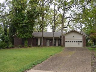 Foreclosed Home - 1808 Okmulgee Court, 72116