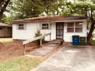 Foreclosed Home - 904 GREENLEA DR, 72117