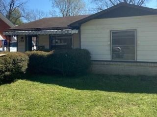 Foreclosed Home - 710 BLOSSOM ST, 72117