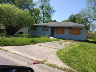 Foreclosed Home - 1021 ROSECLAIR DR, 72117