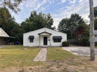 Foreclosed Home - 5207 LYNCH DR, 72117