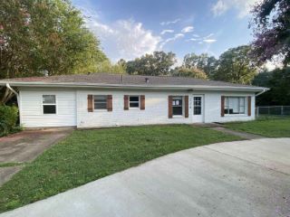 Foreclosed Home - 220 W 55TH ST, 72118