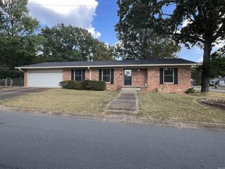 Foreclosed Home - 6100 MEADOWBROOK LN, 72118