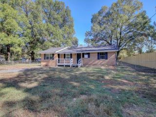Foreclosed Home - 6508 WAYNE DR, 72118