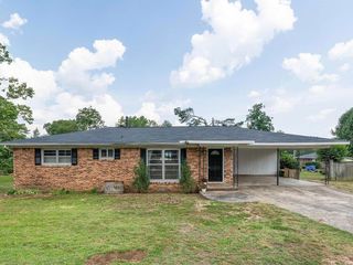 Foreclosed Home - 2204 E LEE AVE, 72120