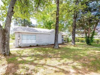 Foreclosed Home - 207 COUNTRY CLUB RD, 72120