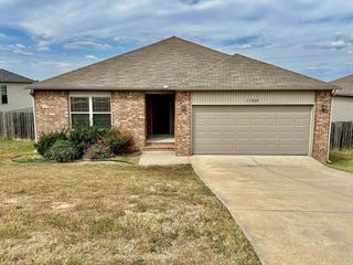 Foreclosed Home - 11024 DENTON RD, 72120