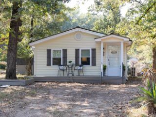 Foreclosed Home - 32 WHIPPOORWILL RDG, 72126
