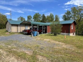 Foreclosed Home - 1111 HIGHWAY 31, 72136