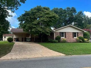 Foreclosed Home - 11 SUSAN DR, 72143