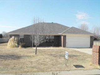 Foreclosed Home - 8 HUMMINGBIRD DR, 72173