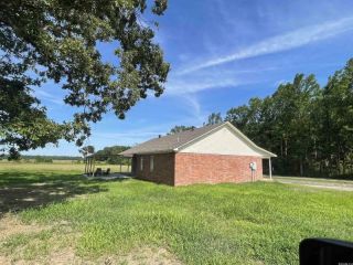 Foreclosed Home - 10191 WRIGLEY RD, 72176