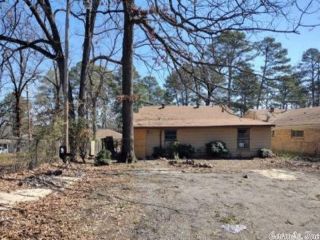 Foreclosed Home - 2202 S HARRISON ST, 72204