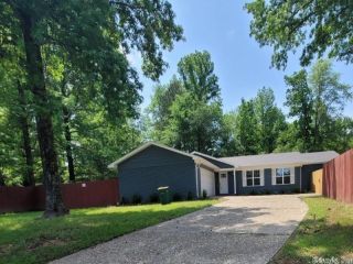 Foreclosed Home - 4521 TIMBERLAND DR, 72204