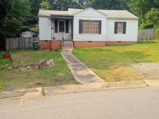 Foreclosed Home - 4712 W 16TH ST, 72204