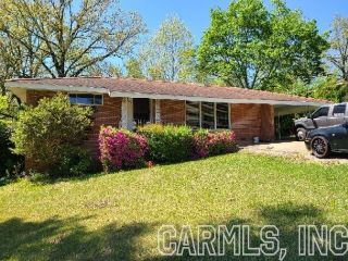 Foreclosed Home - 5 BERKSHIRE DR, 72204