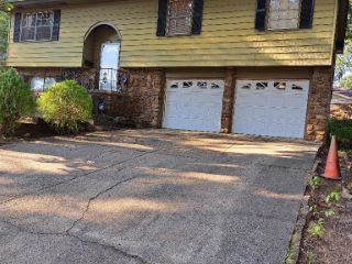 Foreclosed Home - 2 ELKHART CT, 72204
