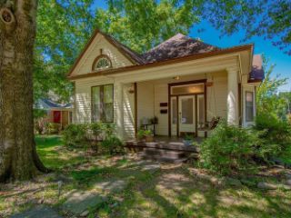 Foreclosed Home - 1122 N HARRISON ST, 72205