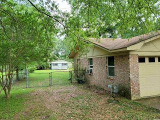 Foreclosed Home - 6513 SCOTTIE DR, 72206