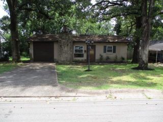 Foreclosed Home - 7213 Missouri Ave, 72207
