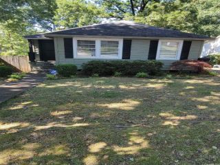 Foreclosed Home - 6700 HAWTHORNE RD, 72207