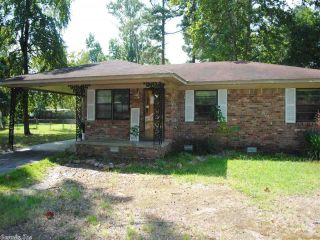 Foreclosed Home - 7108 Morgan Dr, 72209