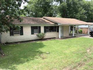Foreclosed Home - 10104 Geyer Springs Rd, 72209