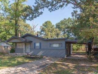 Foreclosed Home - 5808 HUTSELL RD, 72209