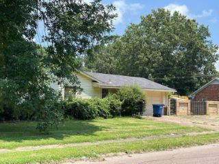 Foreclosed Home - 301 PEARCE ST, 72301