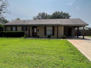 Foreclosed Home - 906 BALFOUR RD, 72301