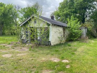 Foreclosed Home - 1021 DENNY ST, 72315