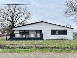 Foreclosed Home - 121 DIDEMMA ST, 72354
