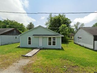 Foreclosed Home - 418 BOWEN AVE, 72370