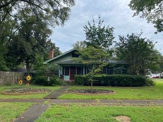 Foreclosed Home - 926 PARK AVE, 72390