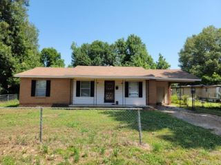 Foreclosed Home - 1060 POPLAR AVE W, 72396