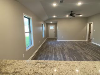 Foreclosed Home - List 101301789