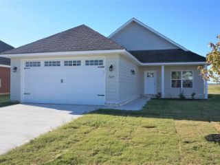 Foreclosed Home - 3639 RED MAPLE WAY, 72404
