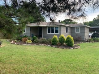 Foreclosed Home - 3709 WILLOW RD, 72404