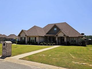 Foreclosed Home - 6601 MERRELL DR, 72404